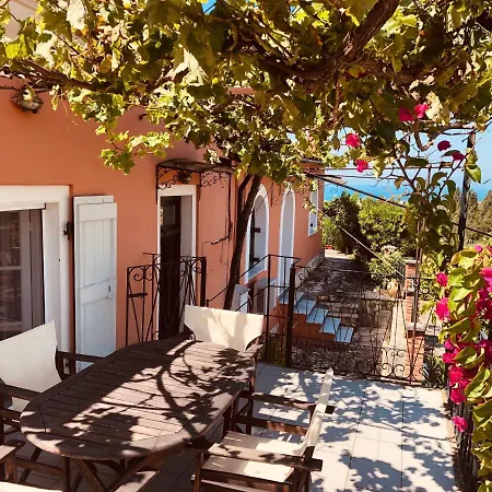 1853 House * Marathias (Corfu)